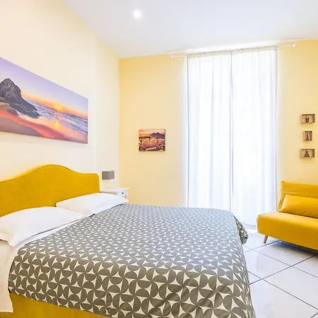 La Casa Di Bruno 4* Неаполь