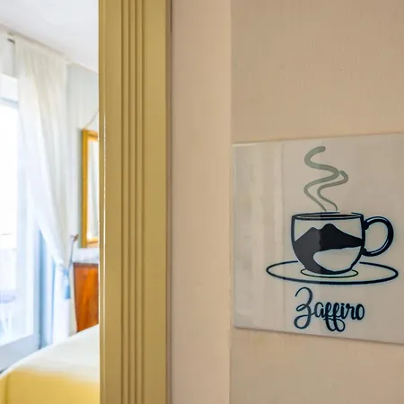 La Casa Di Bruno 4* Napels