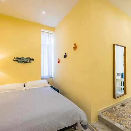 La Casa Di Bruno Alojamento de Acomodação e Pequeno-almoço Nápoles
