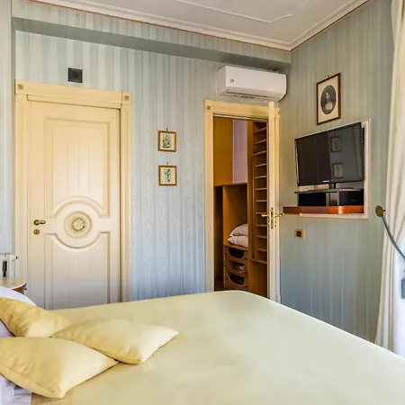 Bed & Breakfast La Casa Di Bruno Napels