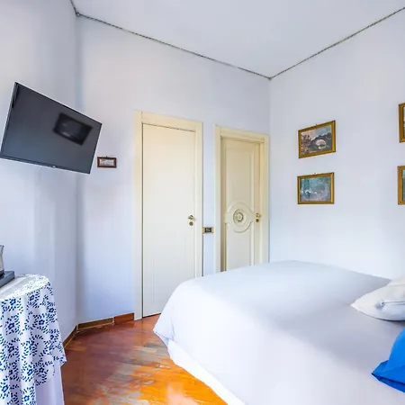 La Casa Di Bruno Frühstückspension Neapel